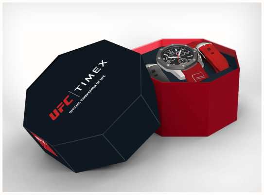 Timex x UFC Icon chronograaf geschenkset zwarte wijzerplaat / rode siliconen TWG047400