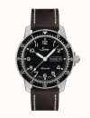 Customer picture of Sinn 104 st is een klassiek pilotenhorloge in donkerbruin vintage leer 104.011-BL50202002007125401A